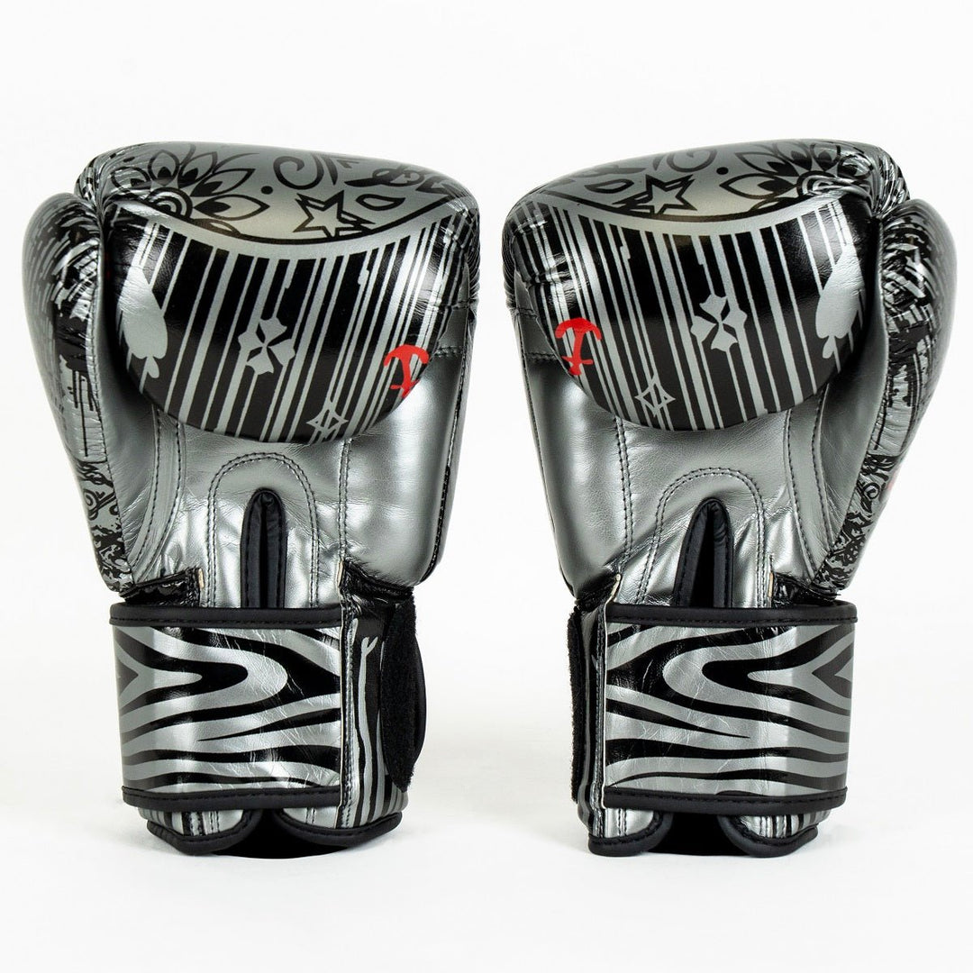 Knockout Boxing Gloves Skull