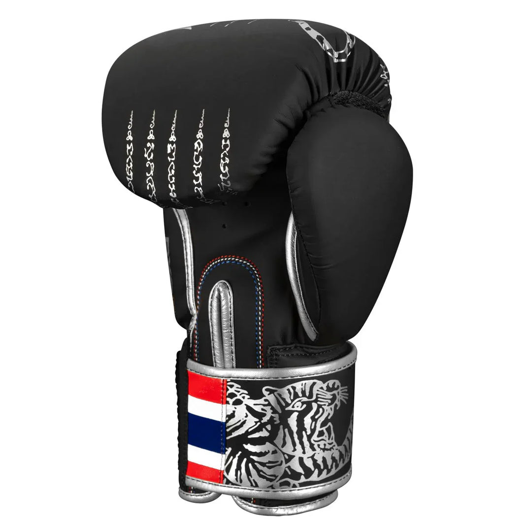 Manusi Box Phantom Muay Thai- Editie Limitata | knock-out.ro