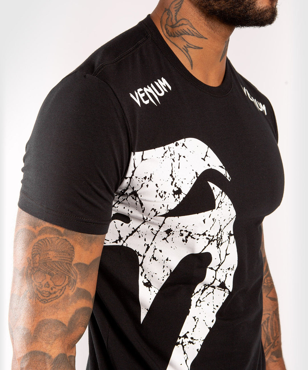 Tricou Venum Giant | knock-out.ro