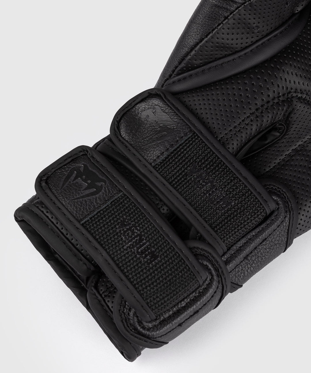 Manusi Box Venum Reverso | knock-out.ro