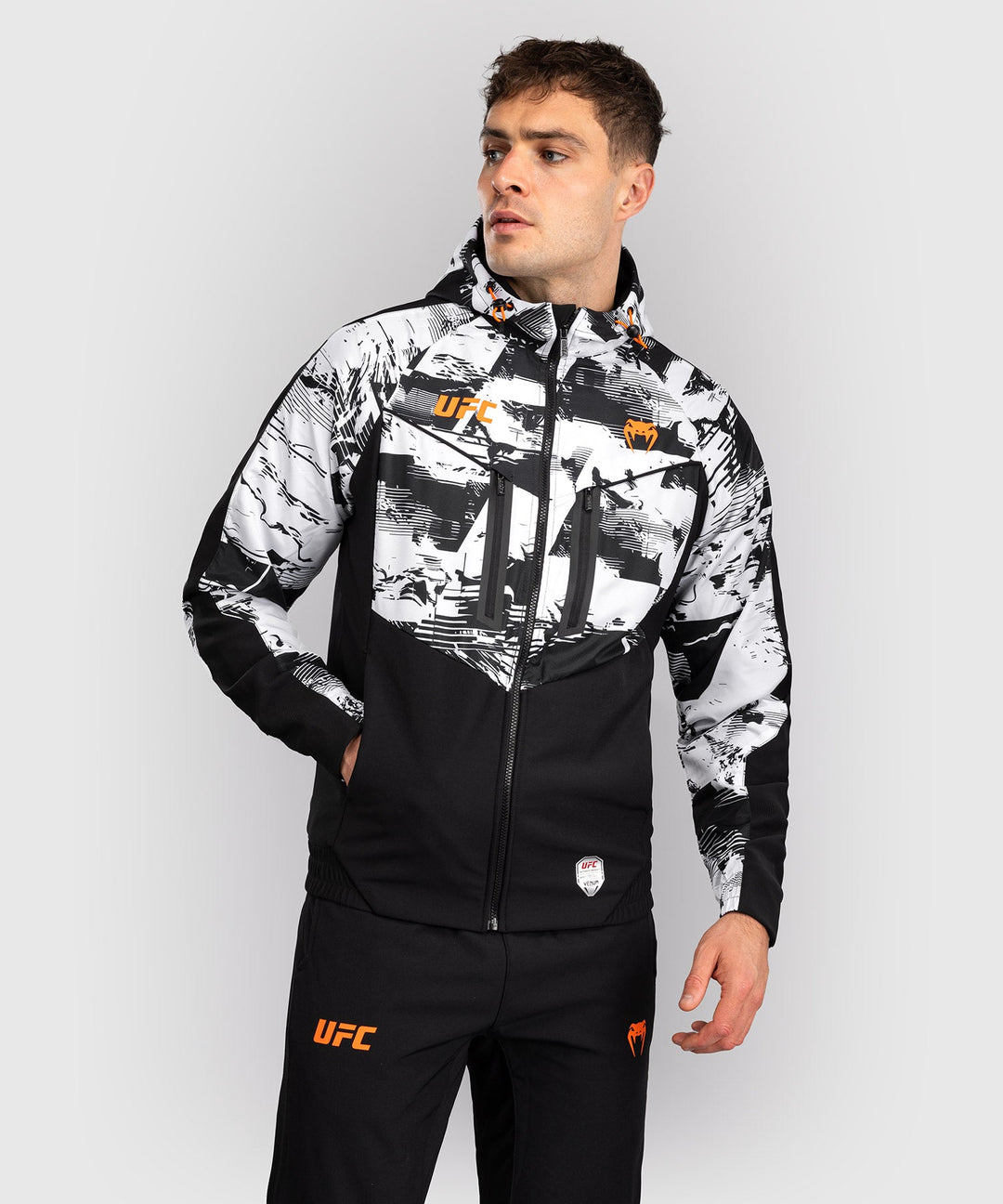 Jacheta UFC Zenith By Venum Authentic Fight Week | knock-out.ro