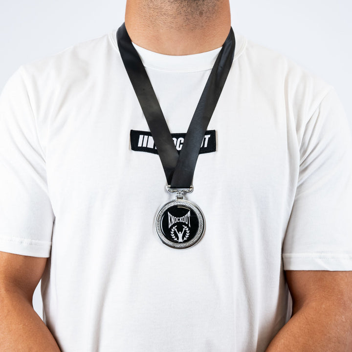 Medalie Knockout | knock-out.ro