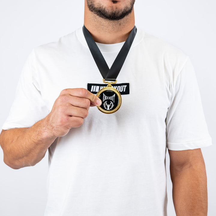 Medalie Knockout | knock-out.ro