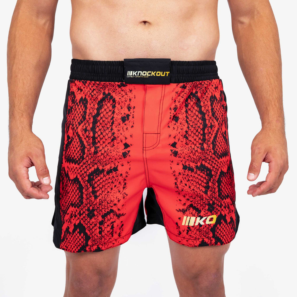 Pachet Fire Snake: Sort MMA + Tricou Compresie + Manusi Box | knock-out.ro